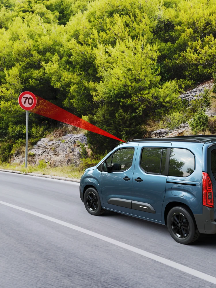 Side view Berlingo with Traffic Sign Recognition improving visibility, safety, technology and confident speed awareness