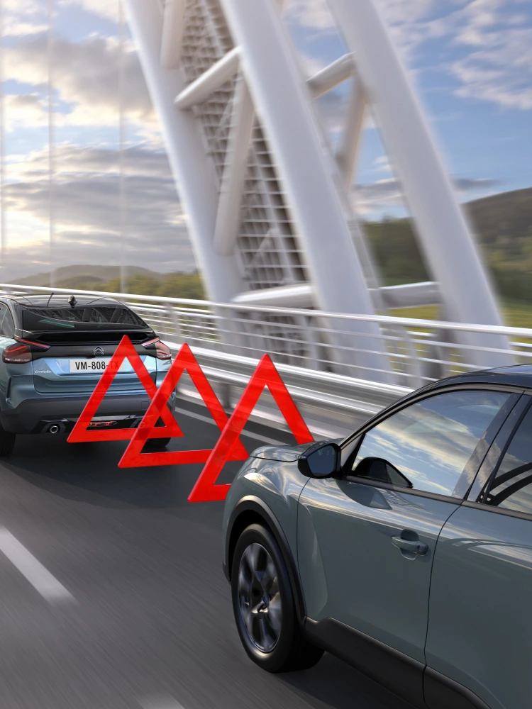 Rear view C4 with Active Safety Brake highlighting collision warning, safety, technology and design for a secure drive