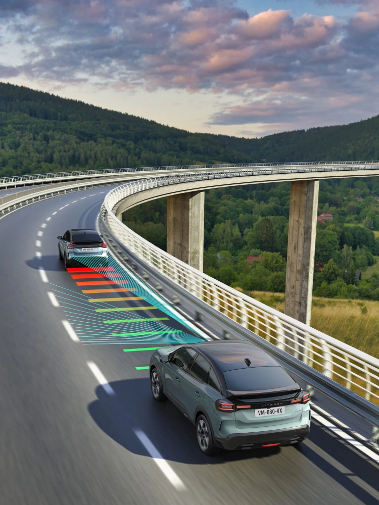 Rear view C4 with Drive Assist Level 2 highlighting safety, technology and lane positioning for a semi‑autonomous drive