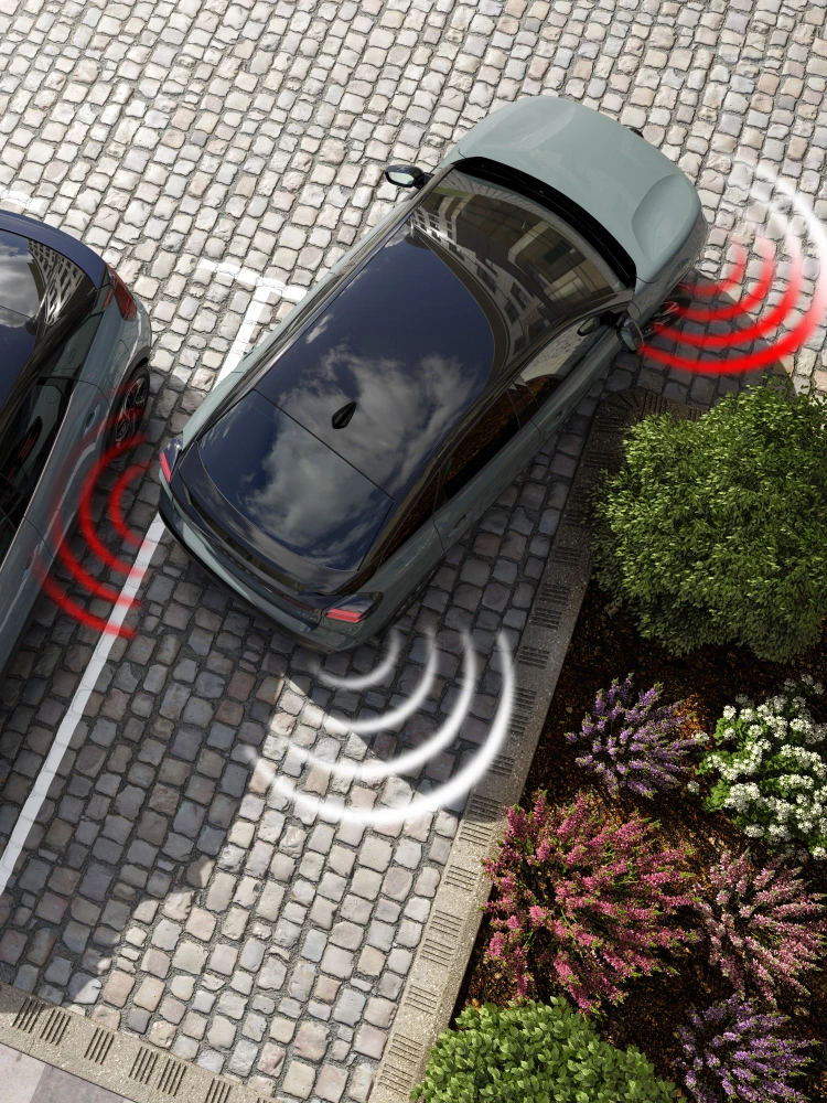 Top view C4 highlighting front and rear sensors, visibility, safety and technology for a premium confident parking experience