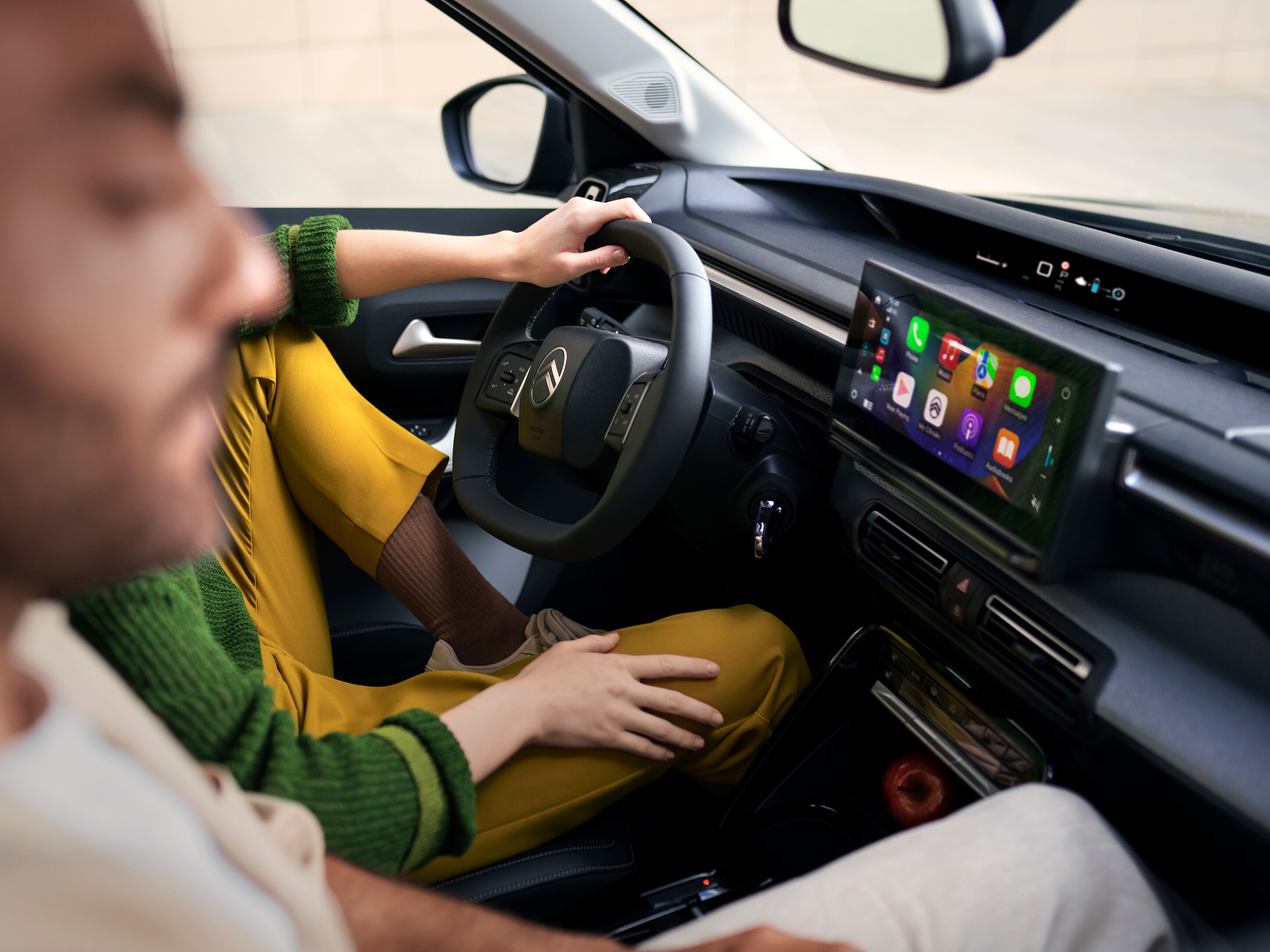 Front cockpit view of Citroën C3 Aircross SUV highlighting large infotainment screen for intuitive, modern and affordable everyday mobility.