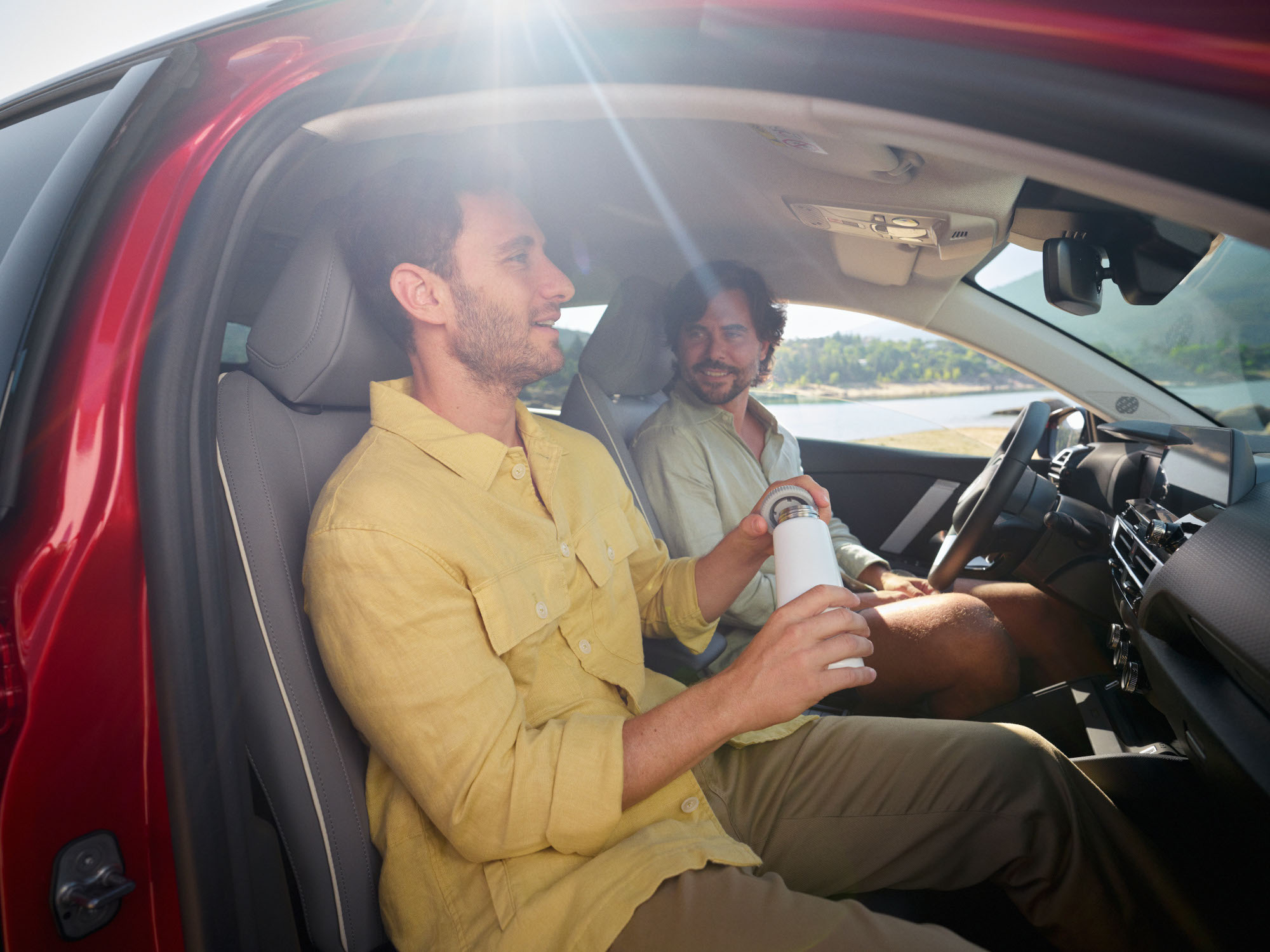 Front interior view C4 highlighting spacious comfort, relaxation, brightness and design for a premium peaceful shared moment