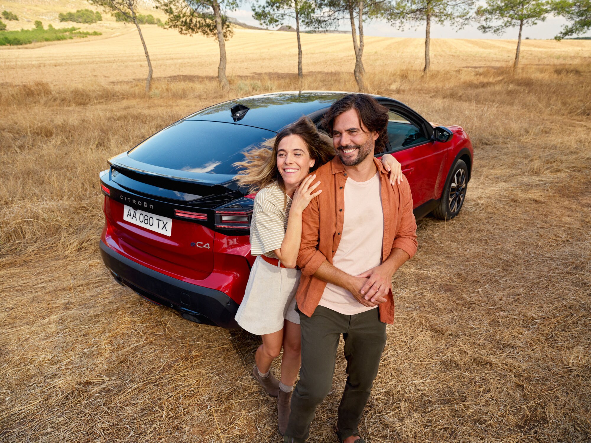 Three‑quarter rear view C4 showcasing stylish design, safety, aerodynamics and comfort for a serene outdoor presence
